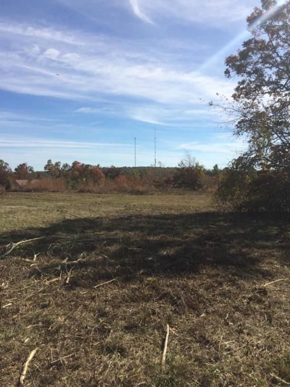 Plateau Road: Plateau Road, Crossville, TN 38571